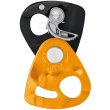 画像2: PETZL Nano Traxion Self Jamming Pulley P053AA00 ペツル ナノ トラクション セルフジャミングプーリー  (2)