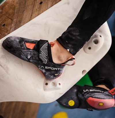 画像1: La Sportiva Theory Woman ZFCS021    スポルティバ セオリー  ウーマン クライミング シューズ ボルダリングシューズ 